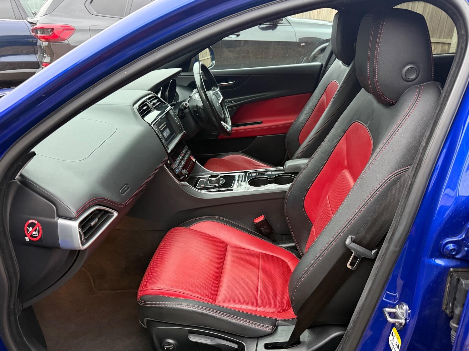 Used Jaguar XE 2016 for sale - 77040505: Photo 21