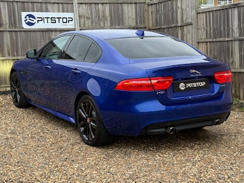 Used Jaguar XE 2016 for sale - 77040505: Photo