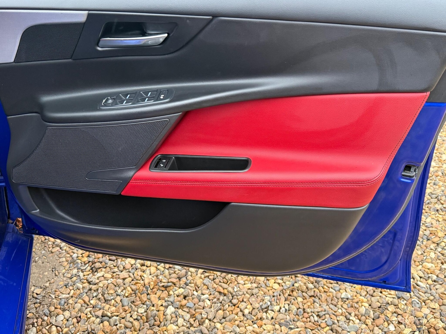 Used Jaguar XE 2016 for sale - 77040505: Photo 34