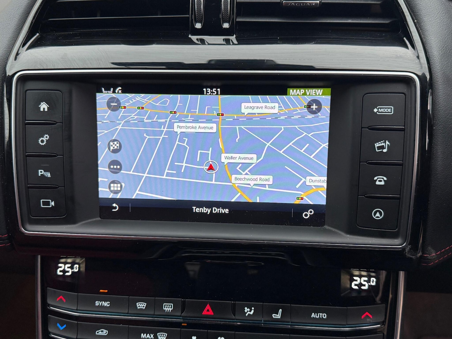 Used Jaguar XE 2016 for sale - 77040505: Photo 37