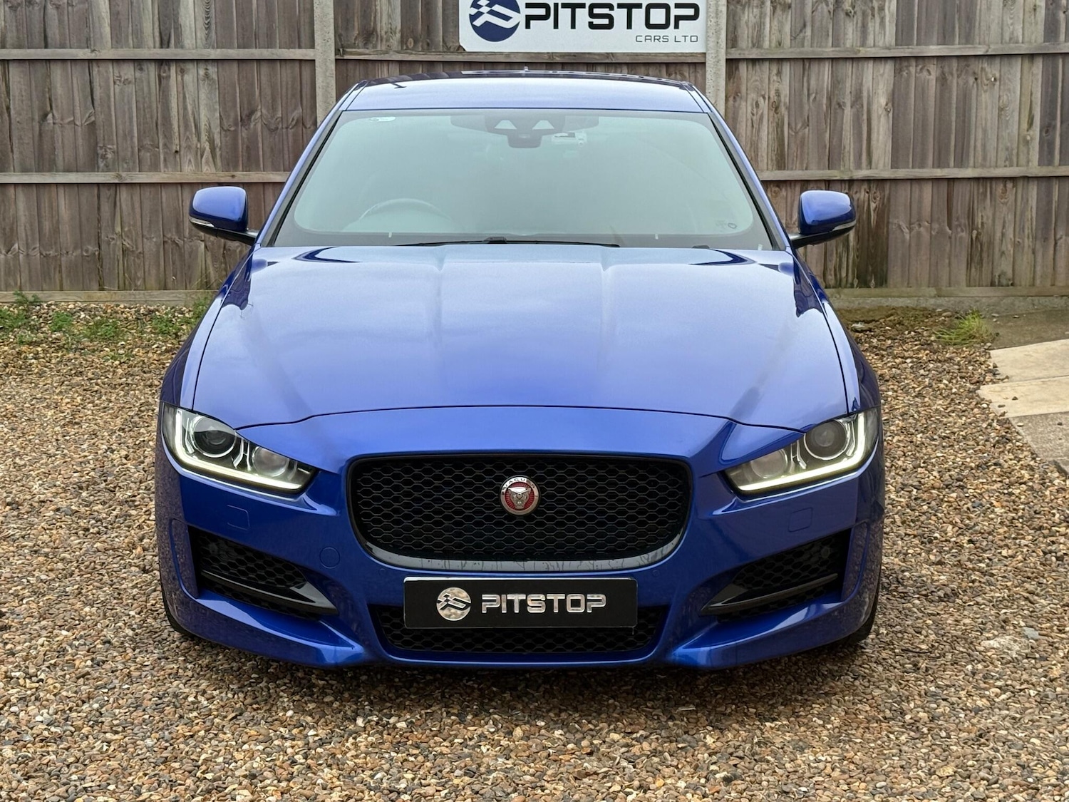 Used Jaguar XE 2016 for sale - 77040505: Photo 9