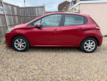Used Peugeot 208 2013 for sale - 78292075: Photo