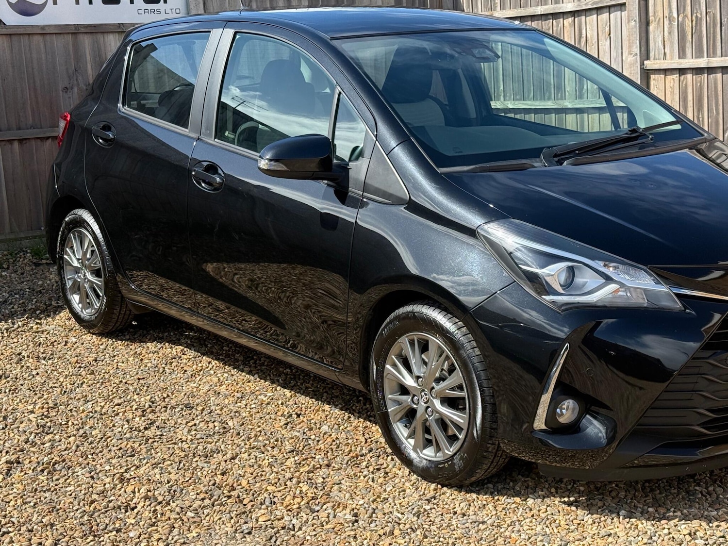 Used Toyota Yaris 2017 for sale - 78219986: Photo 12