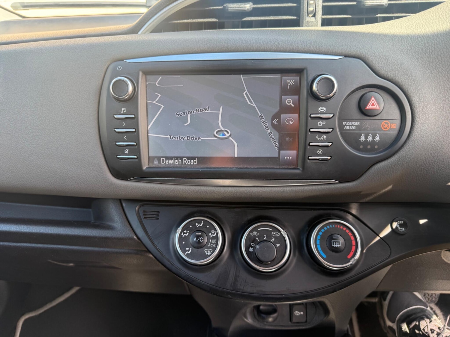 Used Toyota Yaris 2017 for sale - 78219986: Photo 27