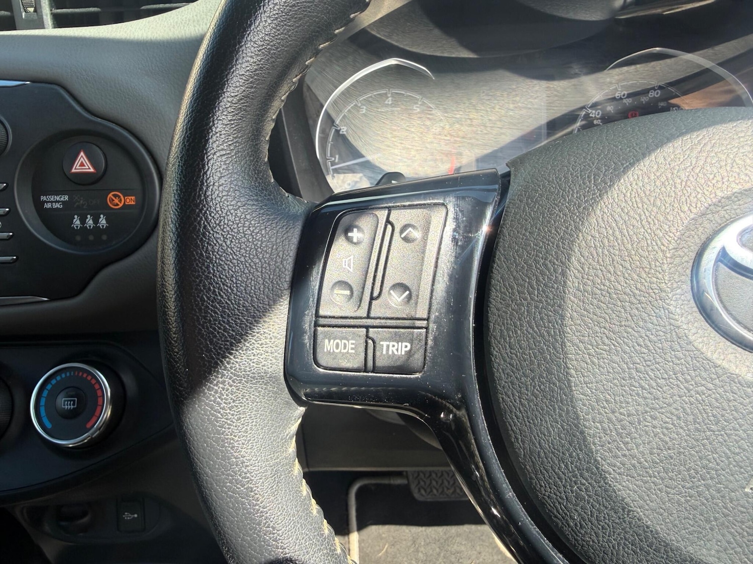 Used Toyota Yaris 2017 for sale - 78219986: Photo 28