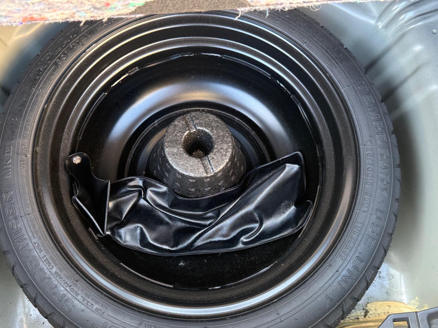 Used Toyota Yaris 2017 for sale - 78219986: Photo 35