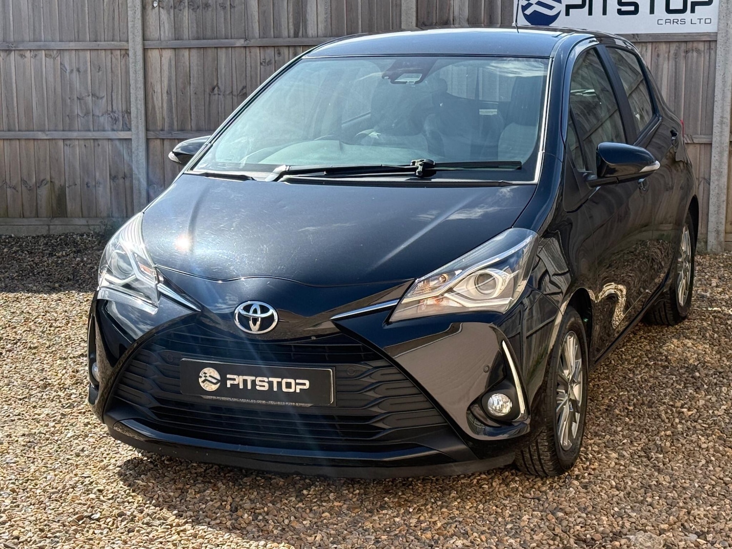 Used Toyota Yaris 2017 for sale - 78219986: Photo 7