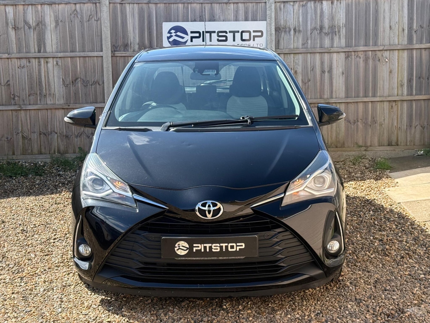 Used Toyota Yaris 2017 for sale - 78219986: Photo 8