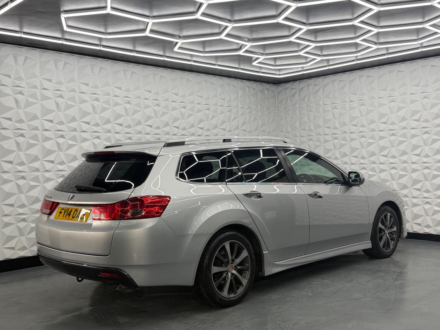 Used Honda Accord 2014 for sale - 77625666: Photo 10