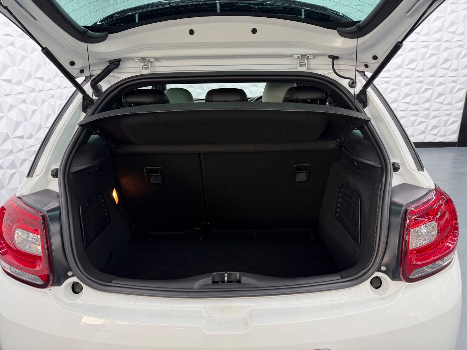 Used Citroen DS3 for sale - 78115586: Photo 15