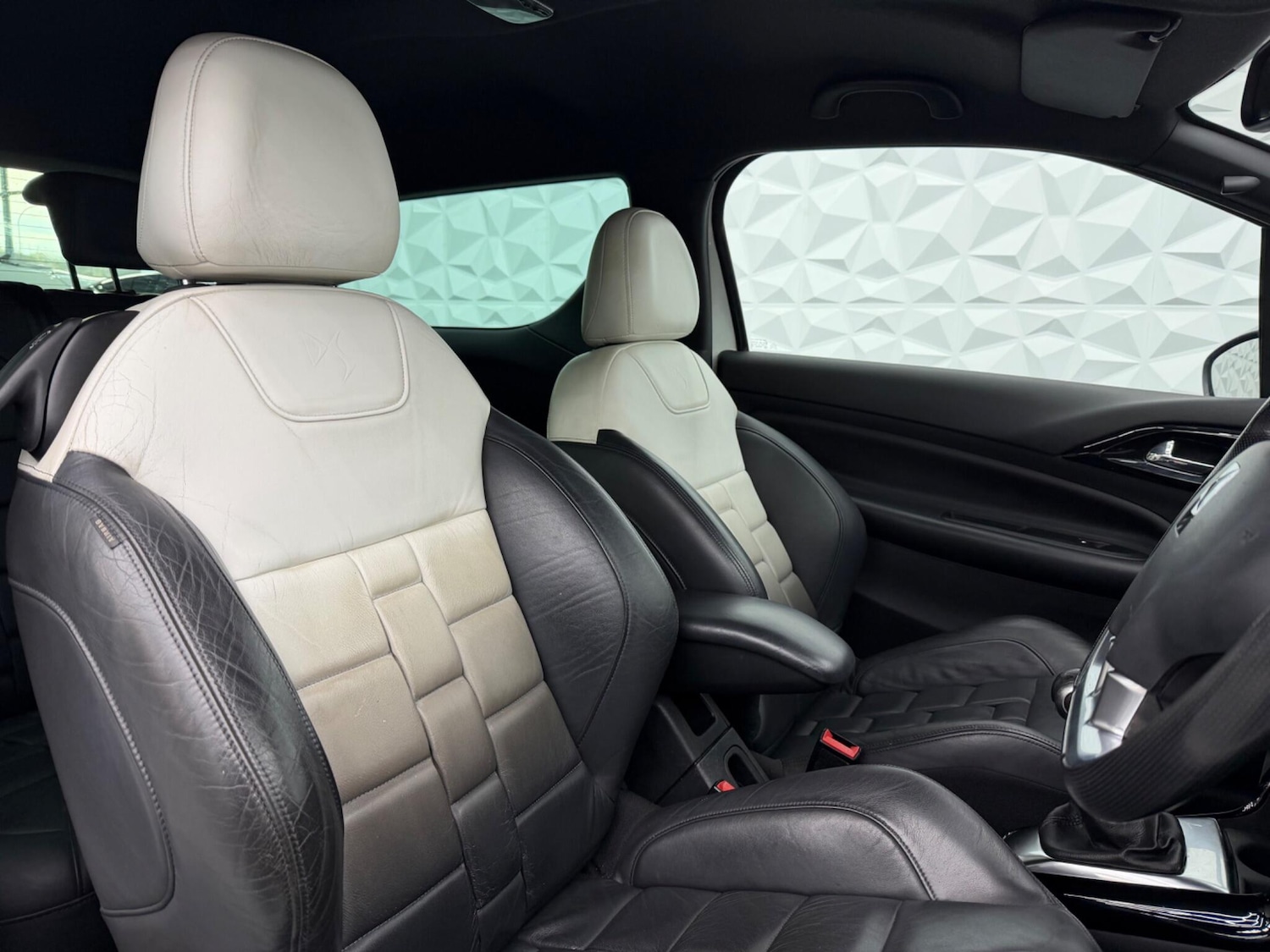 Used Citroen DS3 for sale - 78115586: Photo 2