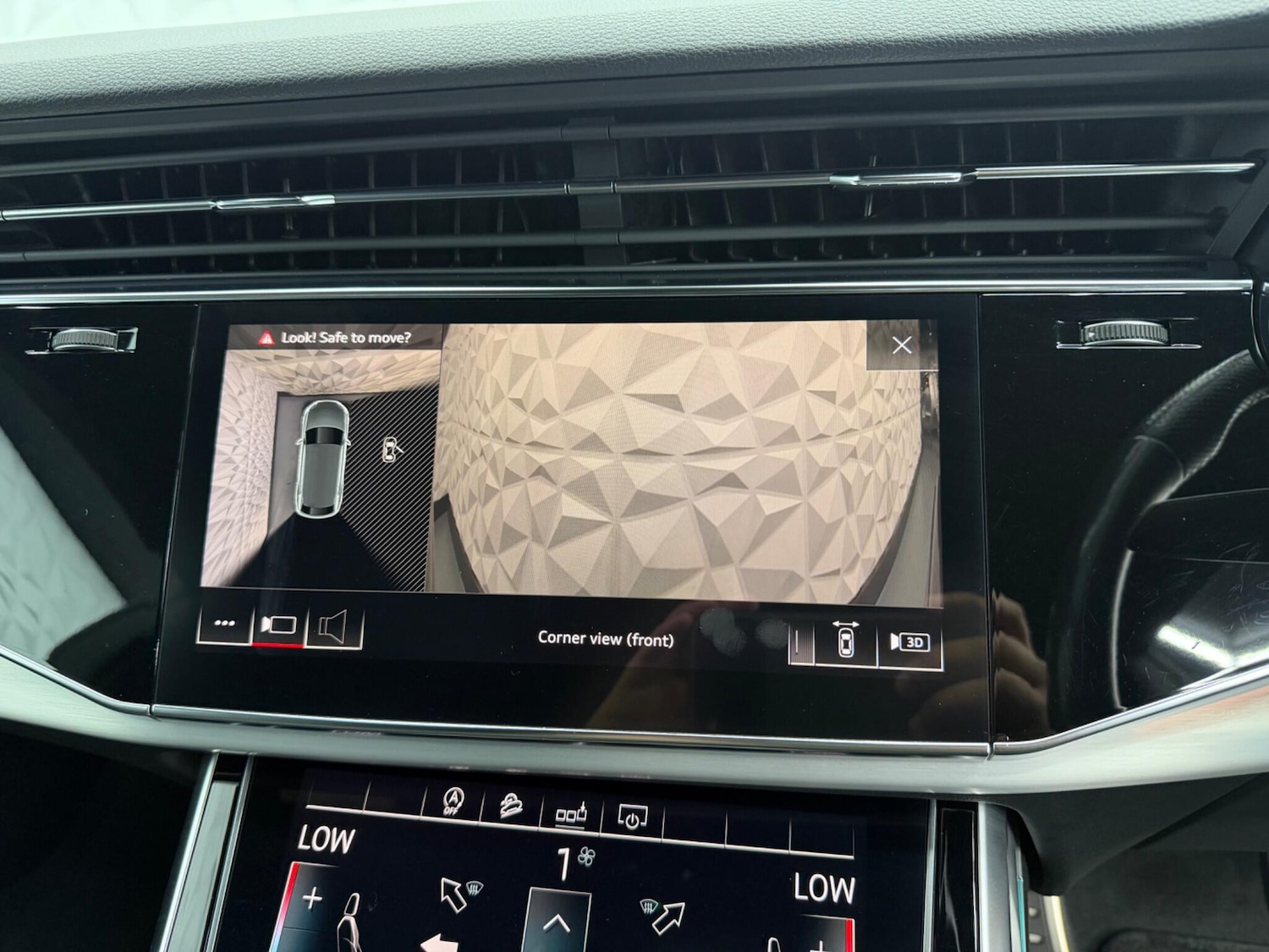 Used Audi Q8 for sale - 78057585: Photo 28