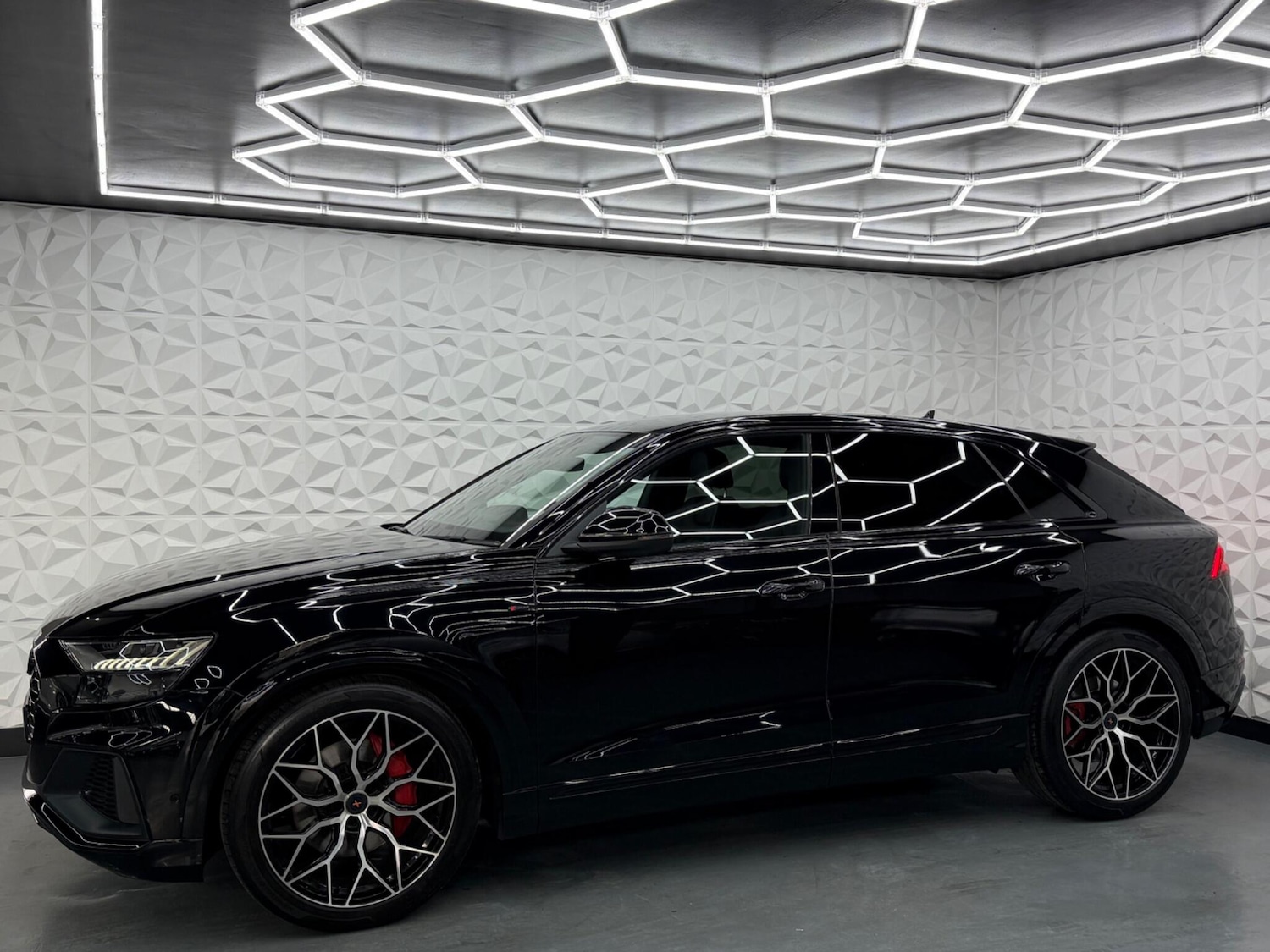 Used Audi Q8 for sale - 78057585: Photo 6