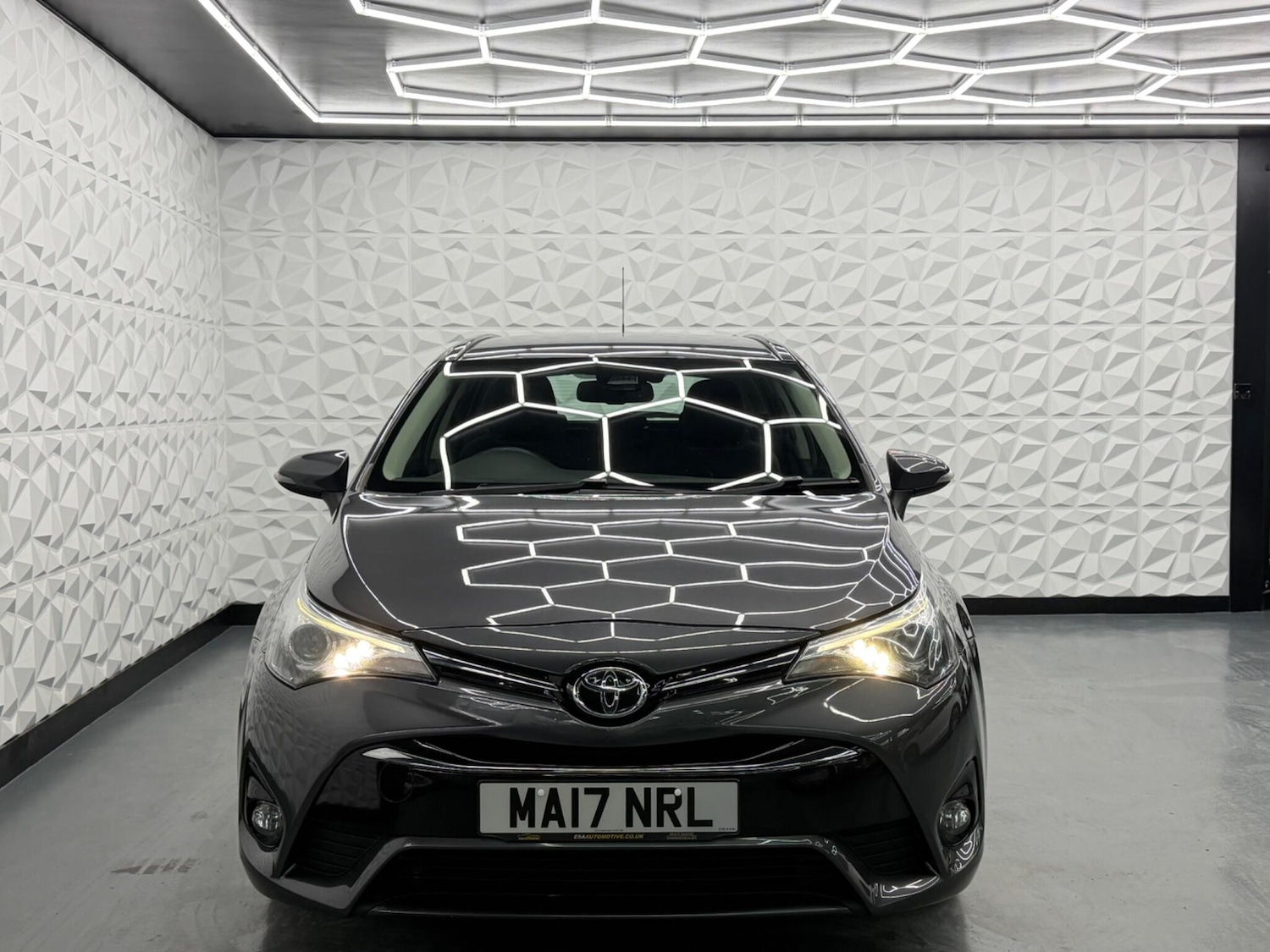 Used Toyota Avensis 2017 for sale - 77612480: Photo 4