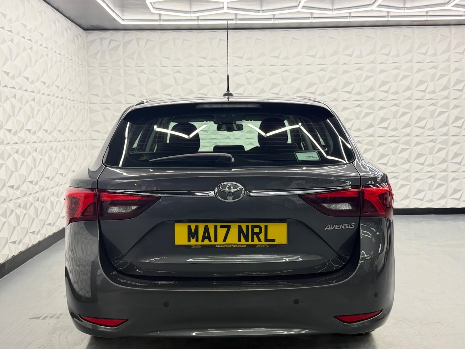 Used Toyota Avensis 2017 for sale - 77612480: Photo 9