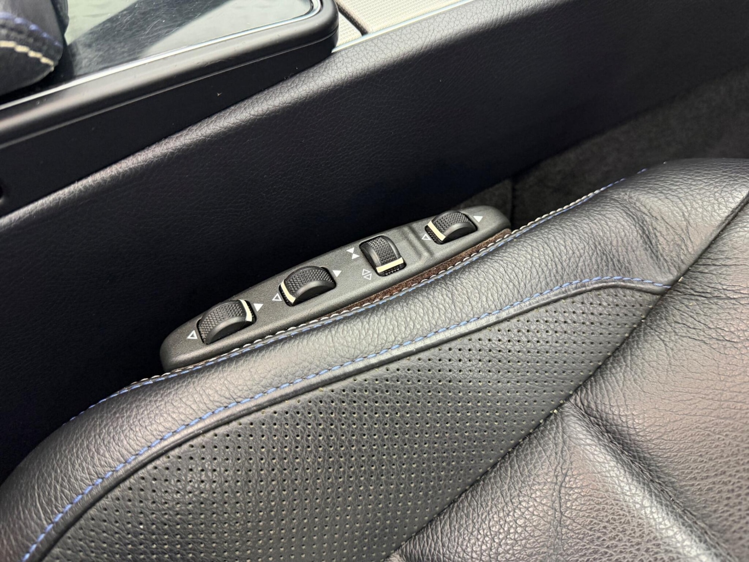 Used Mercedes-Benz E Class 2016 for sale - 77625076: Photo 19