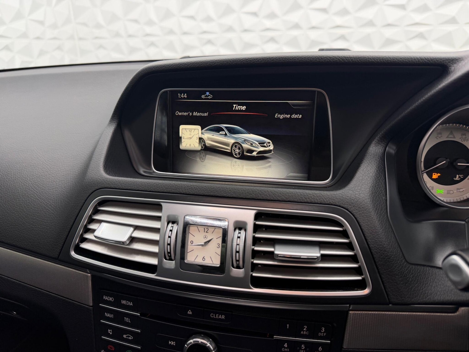 Used Mercedes-Benz E Class 2016 for sale - 77625076: Photo 25