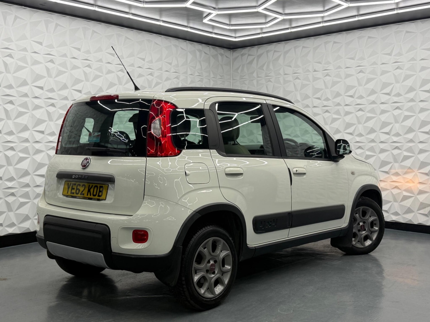 Used Fiat Panda 2012 for sale - 77613841: Photo 3