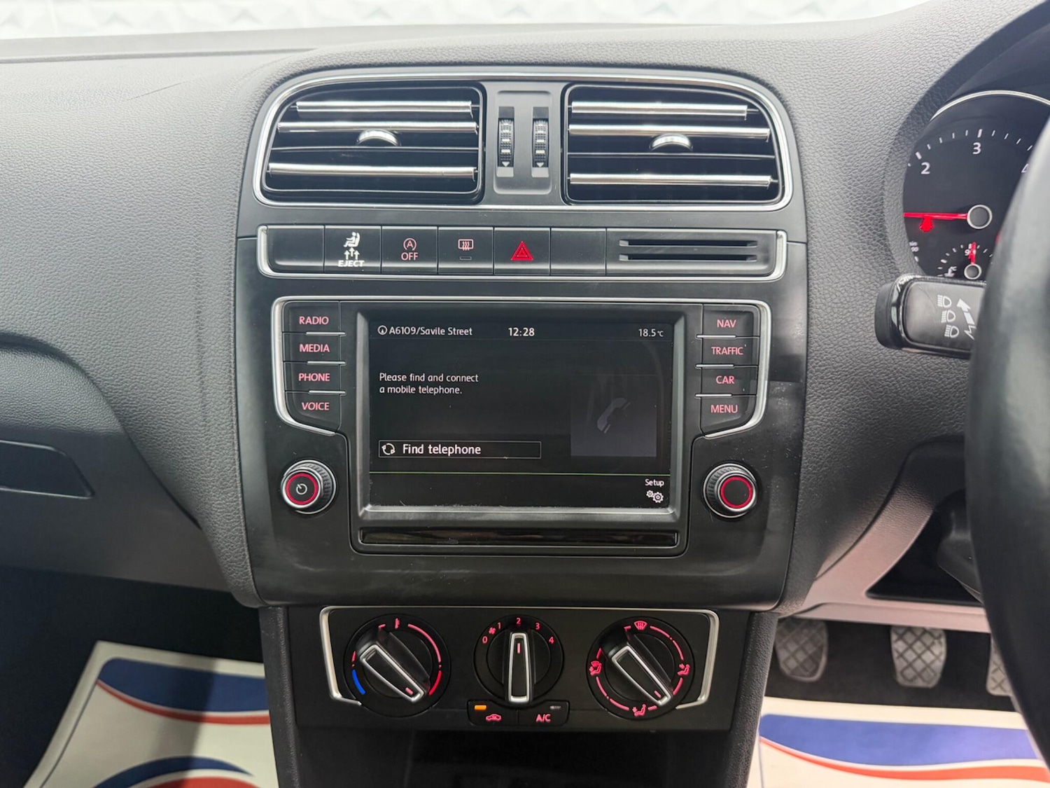 Used Volkswagen Polo 2014 for sale - 77612474: Photo 22