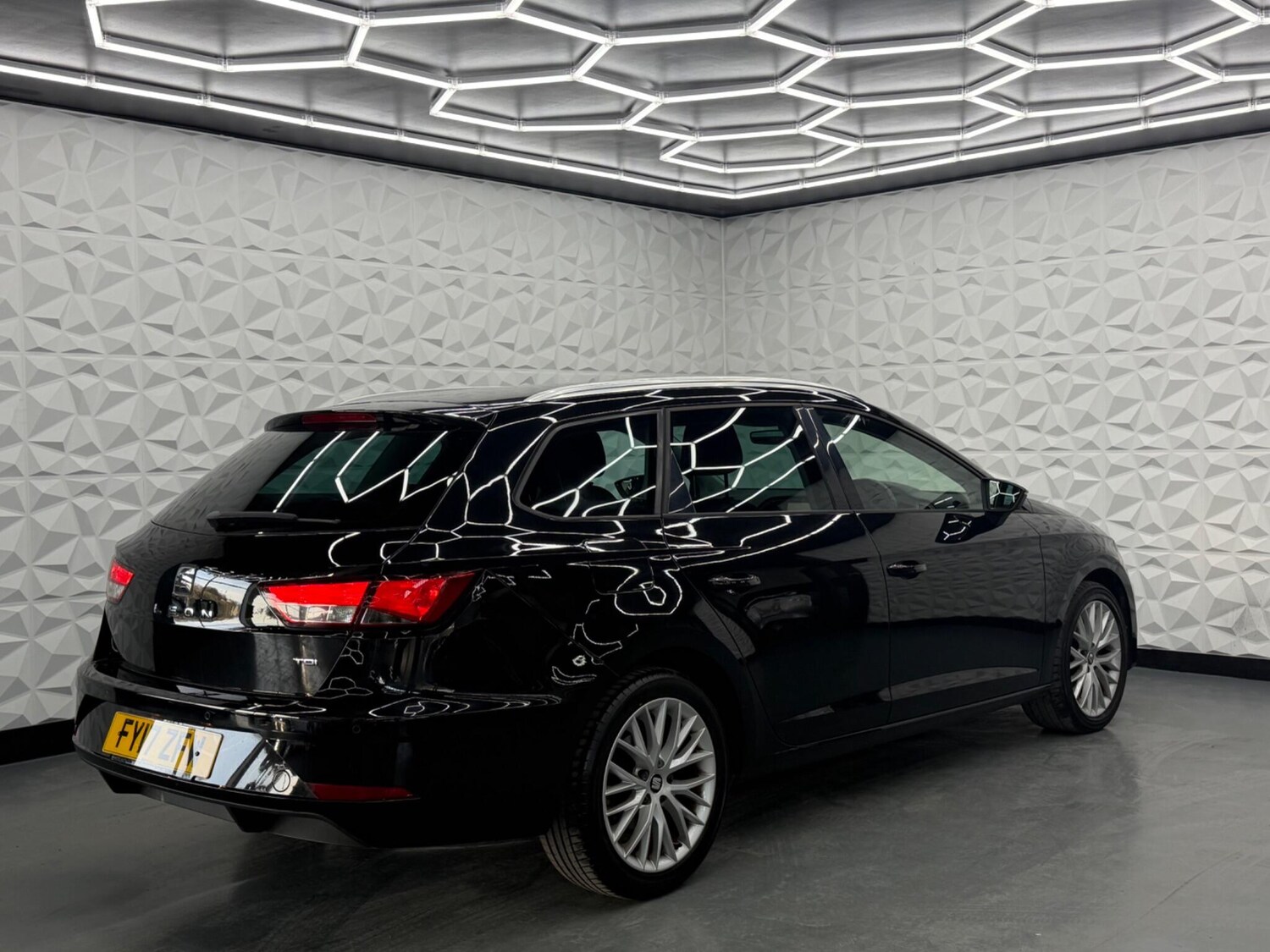 Used SEAT Leon for sale - 77939848: Photo 10