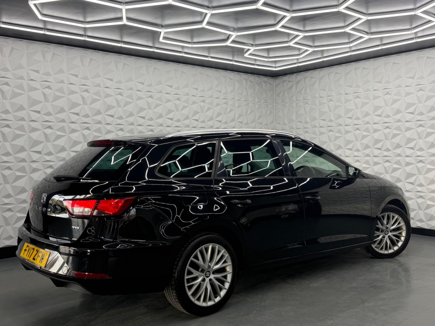 Used SEAT Leon for sale - 77939848: Photo 3