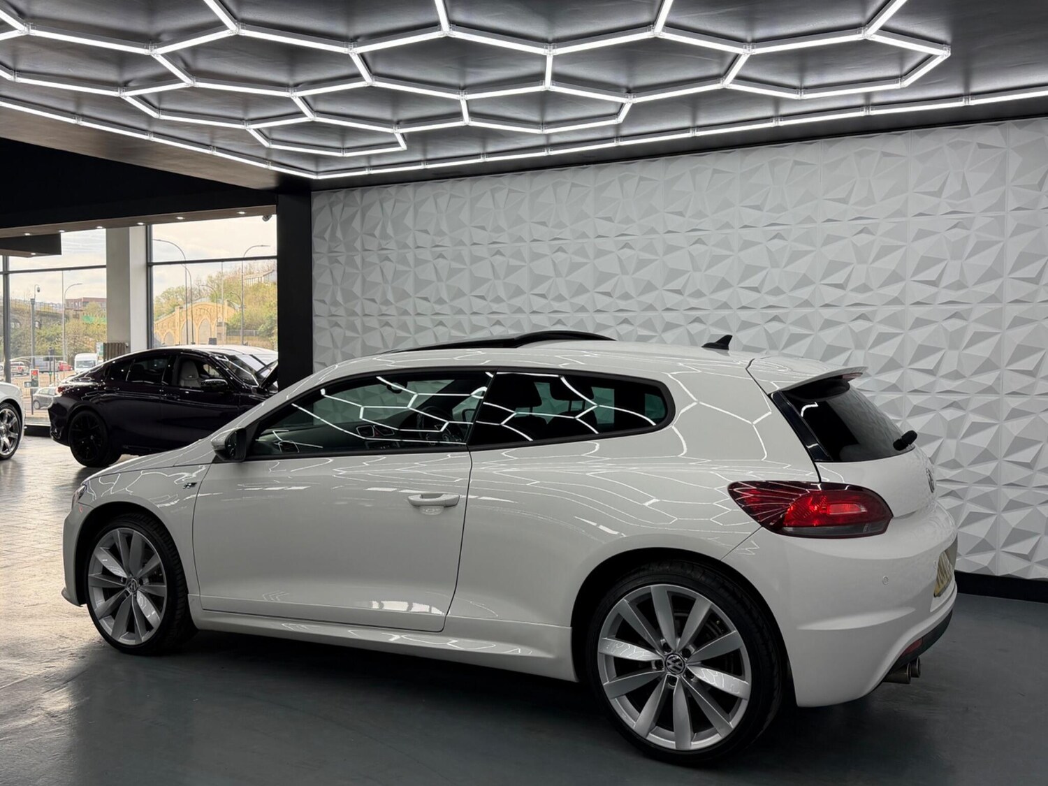 Used Volkswagen Scirocco for sale - 78115041: Photo 6
