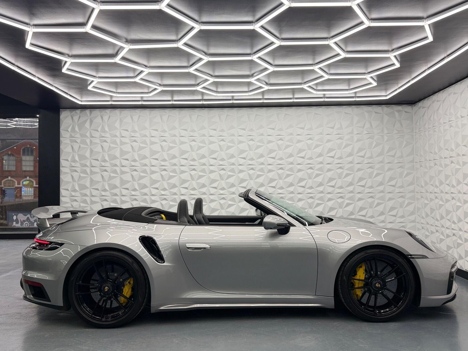 Used Porsche 911 for sale - 77613849: Photo 20