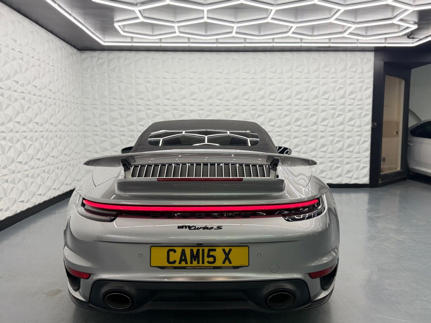 Used Porsche 911 for sale - 77613849: Photo 27