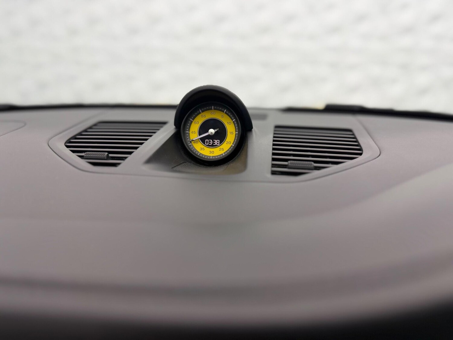 Used Porsche 911 for sale - 77613849: Photo 39