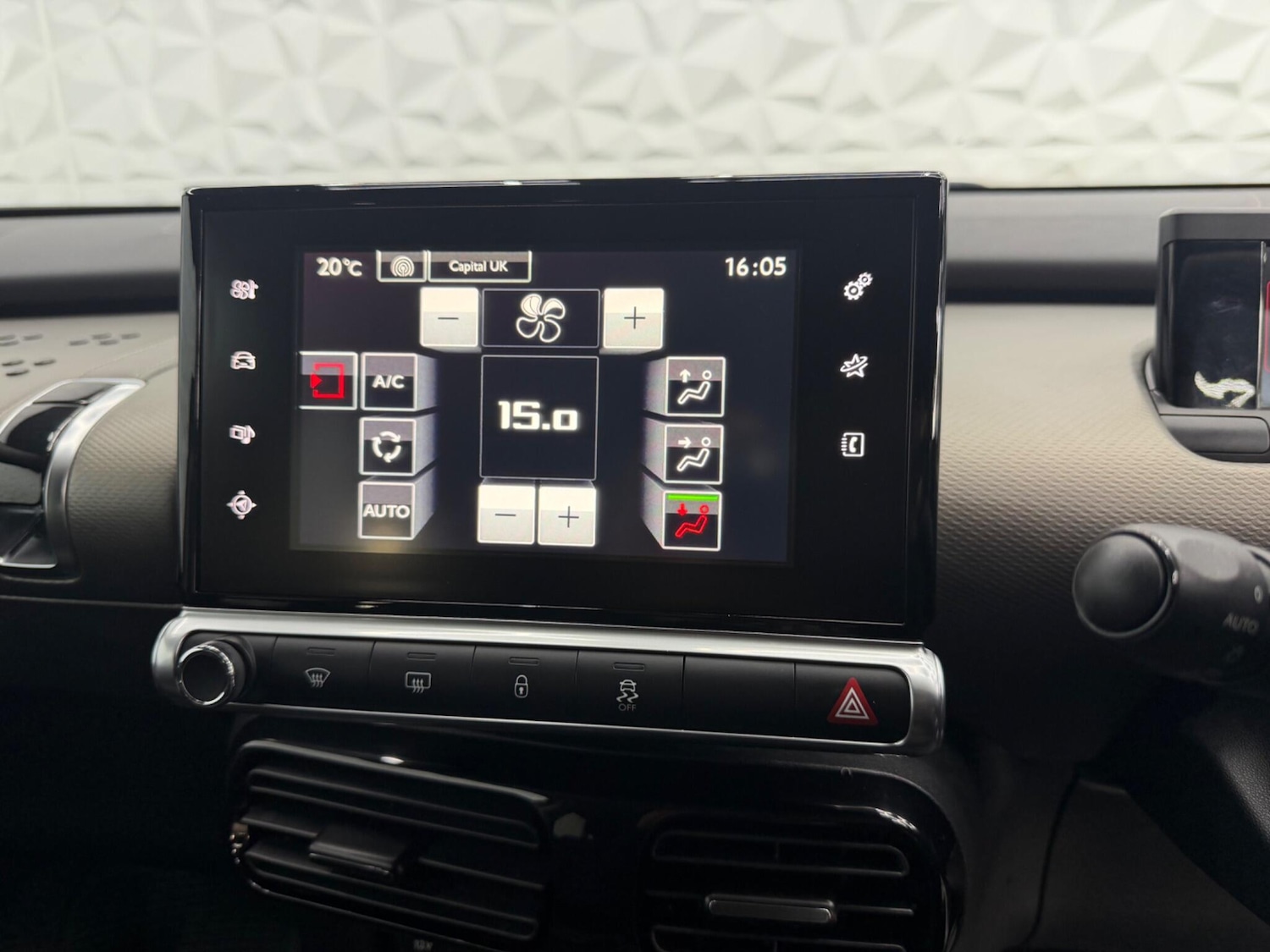 Used Citroen C4 Cactus 2016 for sale - 78205032: Photo 21