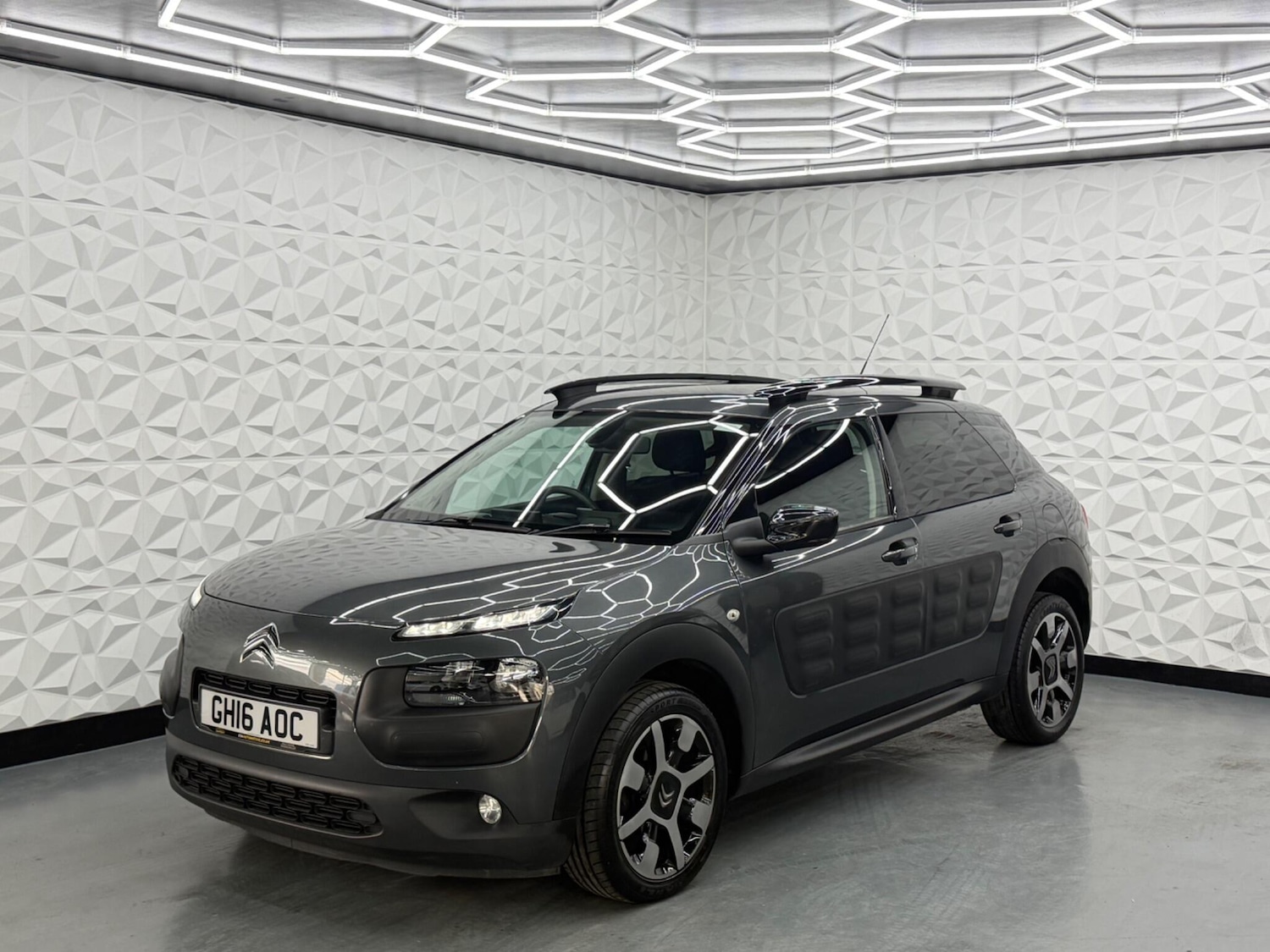 Used Citroen C4 Cactus 2016 for sale - 78205032: Photo 4