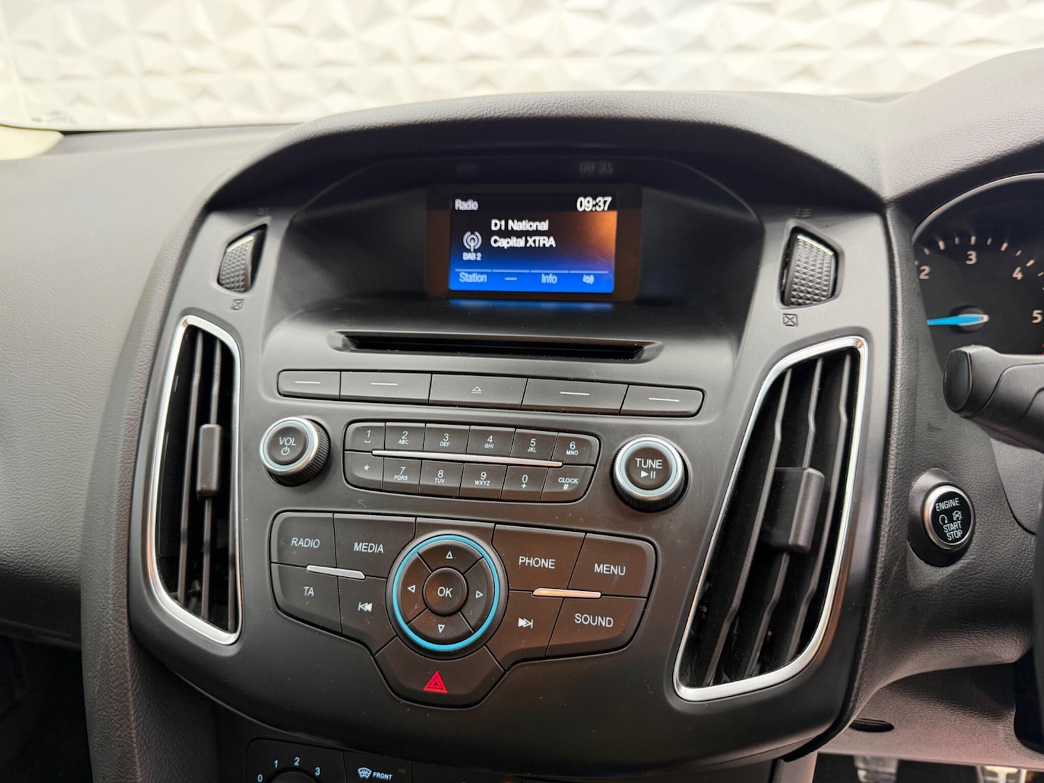 Used Ford Focus 2015 for sale - 77613830: Photo 23