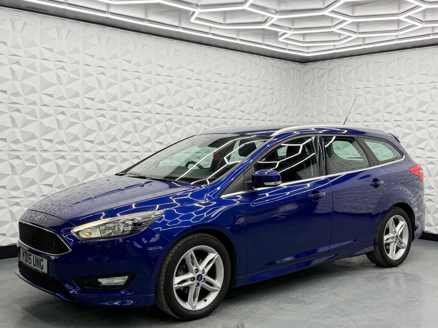 Used Ford Focus 2015 for sale - 77613830: Photo 5