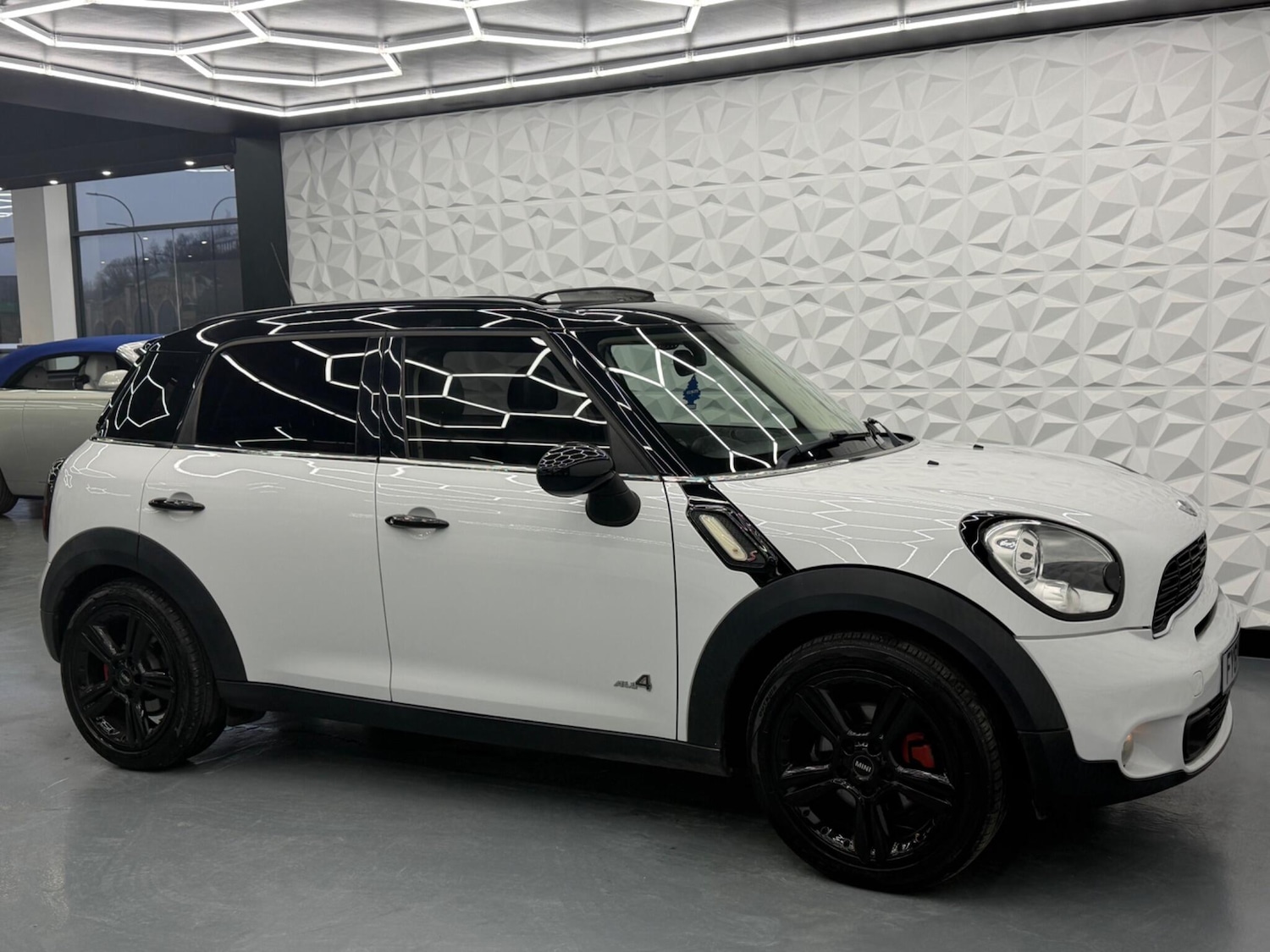 Used MINI Countryman 2011 for sale - 77613829: Photo 13