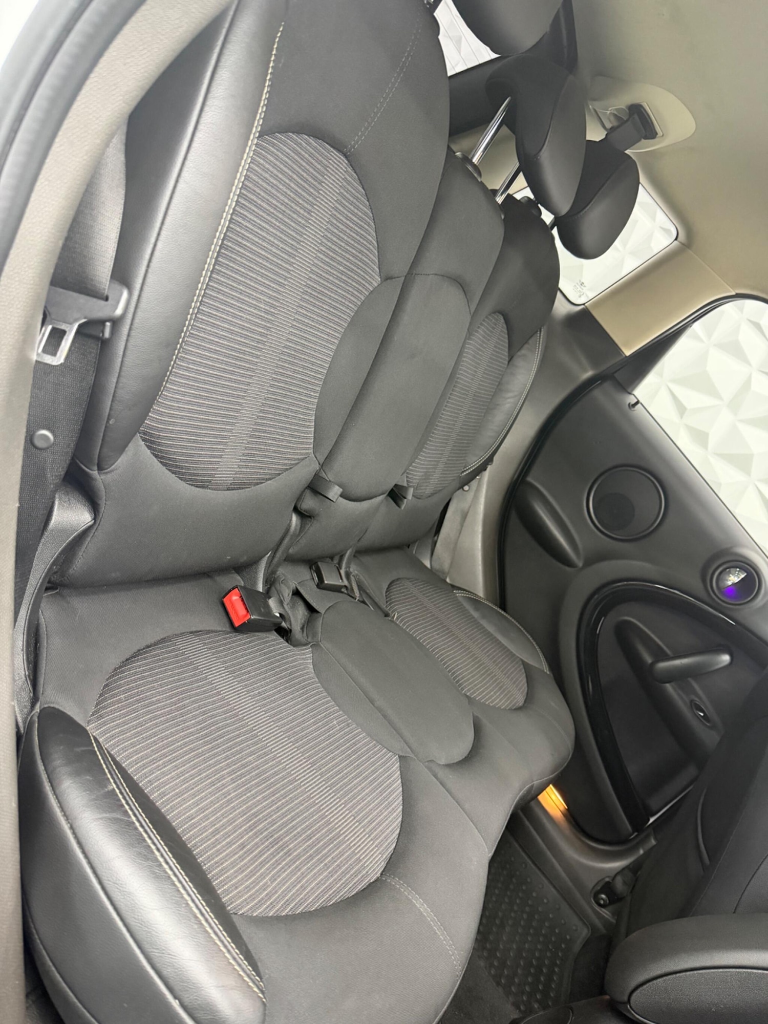 Used MINI Countryman 2011 for sale - 77613829: Photo 16