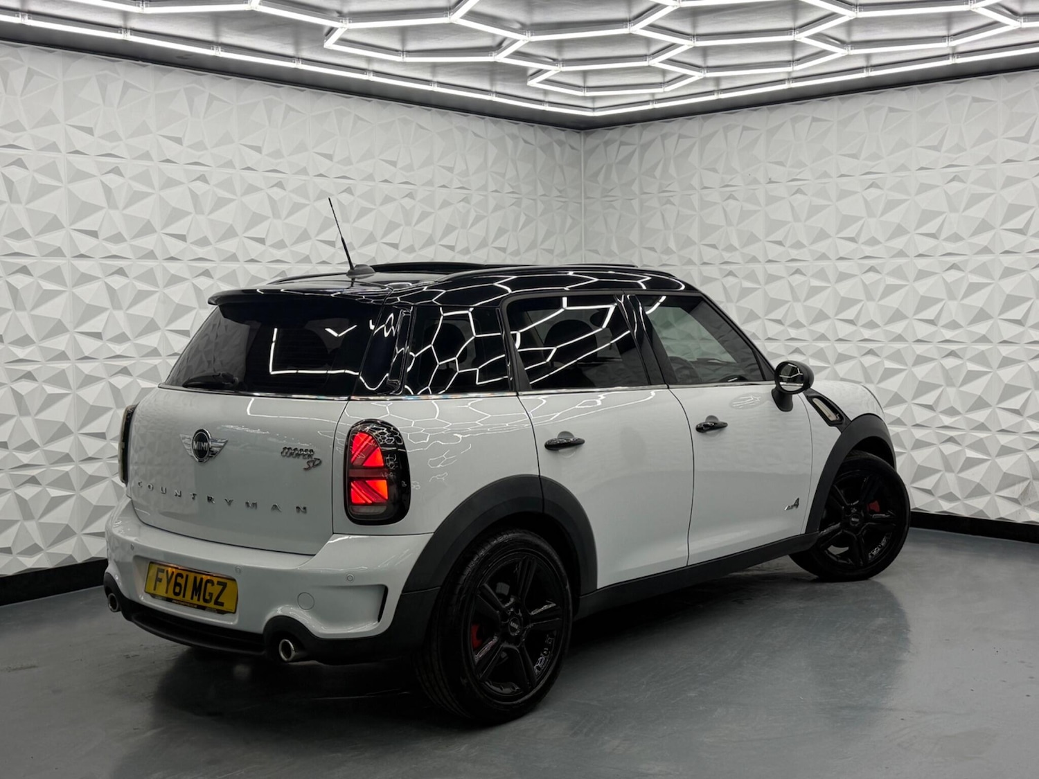 Used MINI Countryman 2011 for sale - 77613829: Photo 3