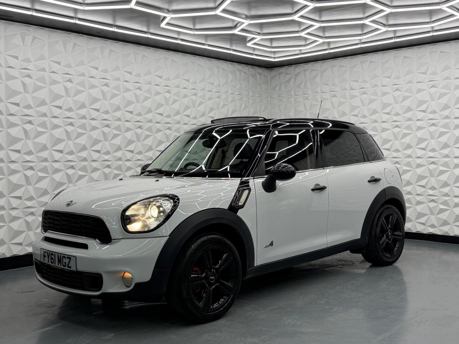 Used MINI Countryman 2011 for sale - 77613829: Photo 5