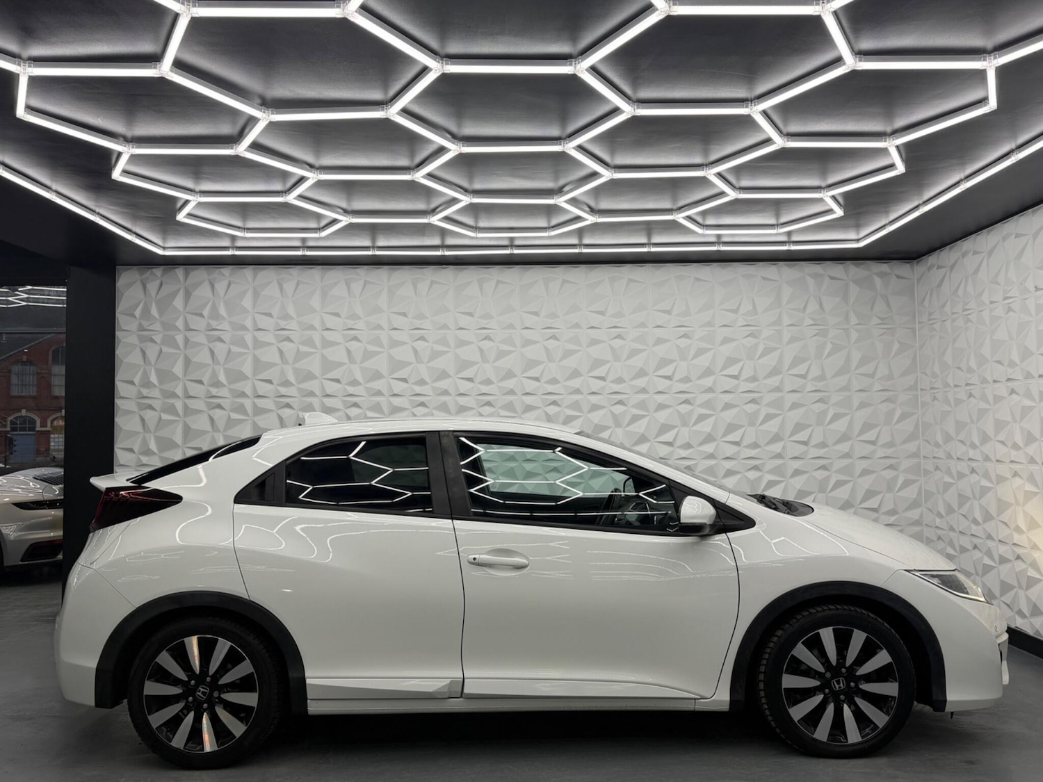 Used Honda Civic 2015 for sale - 77612798: Photo 10