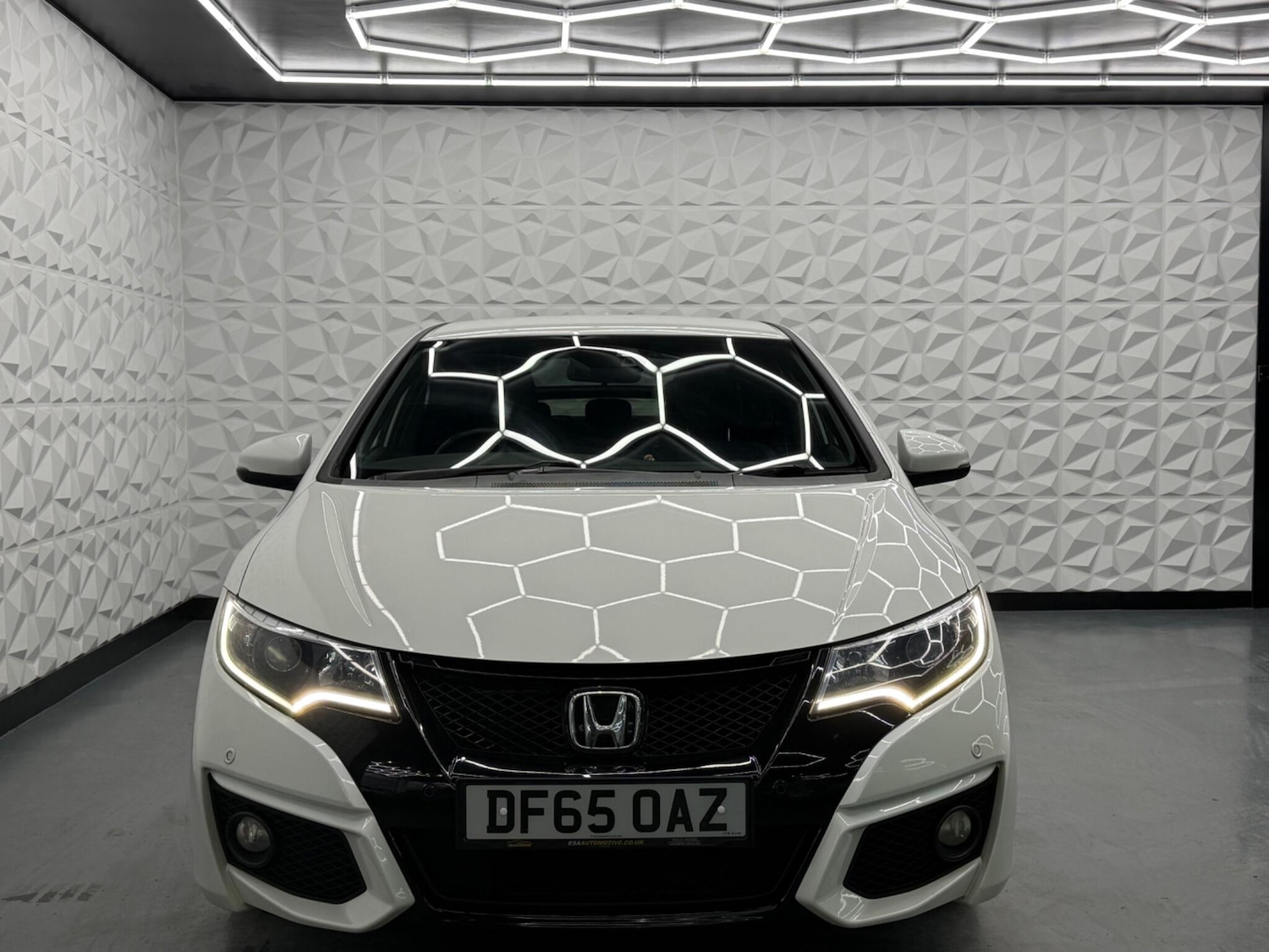 Used Honda Civic 2015 for sale - 77612798: Photo 4