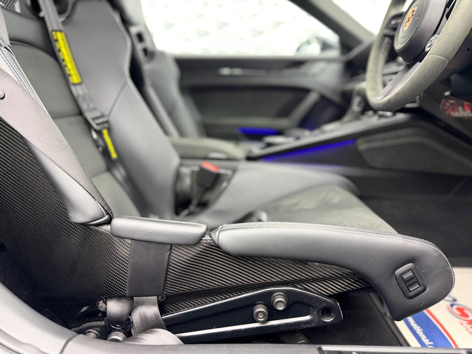 Used Porsche 911 2022 for sale - 77613828: Photo 23