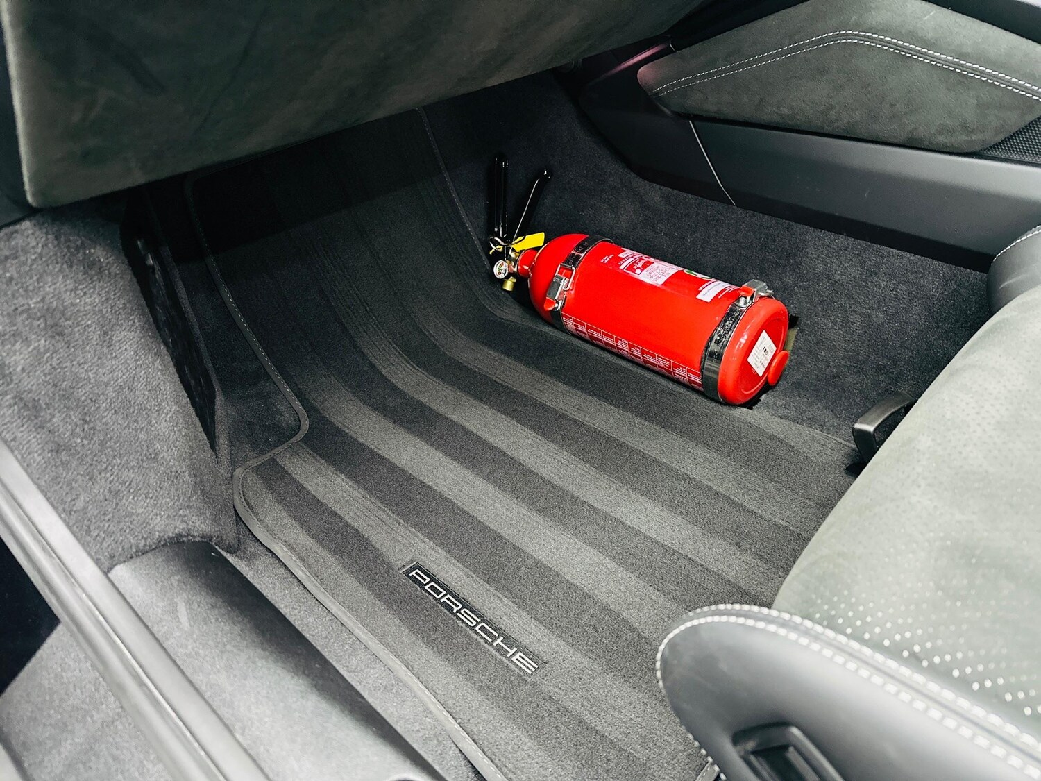 Used Porsche 911 2022 for sale - 77613828: Photo 27