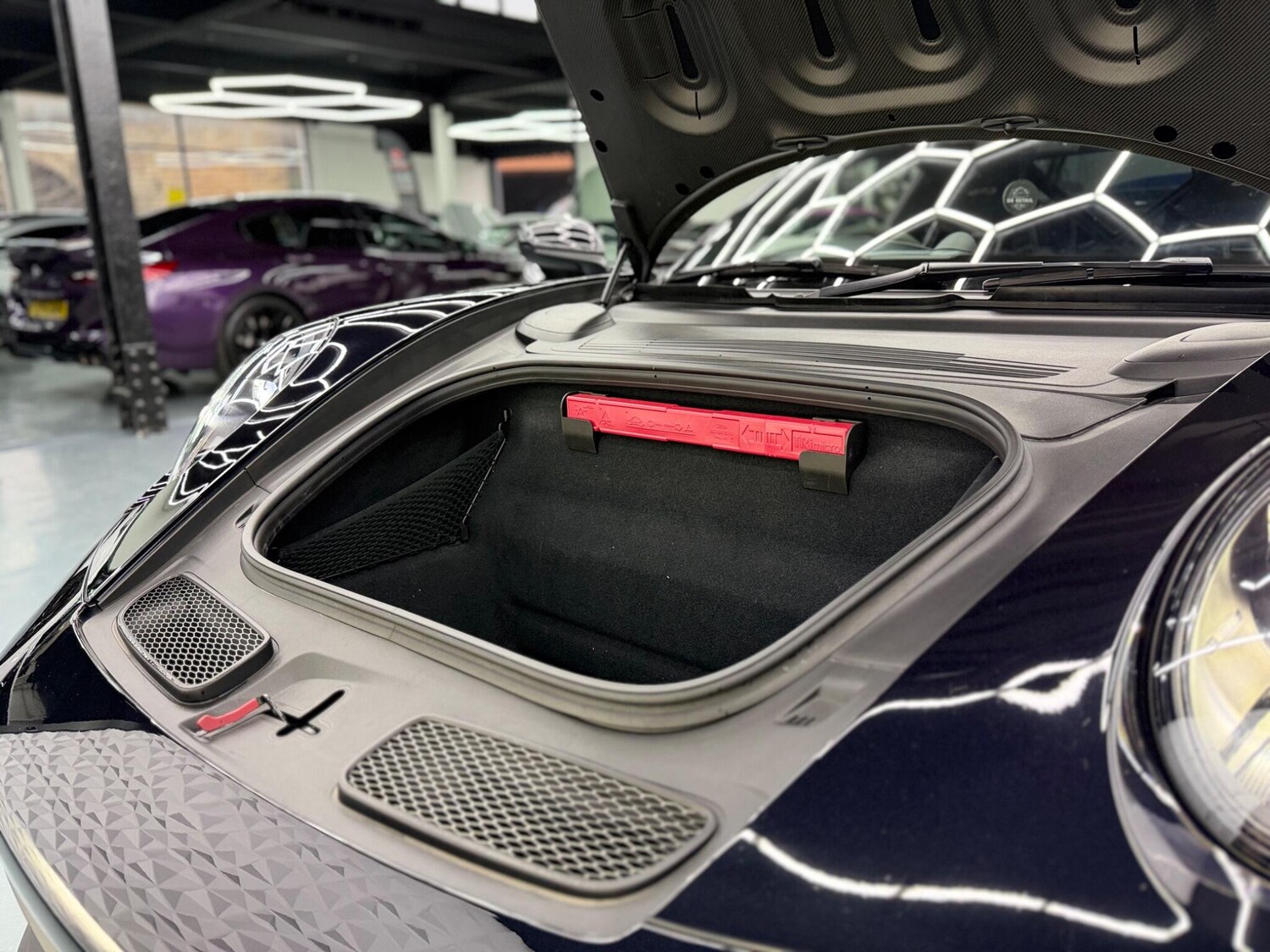 Used Porsche 911 2022 for sale - 77613828: Photo 41