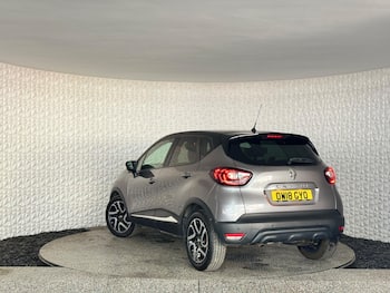 Used Renault Captur 2018 for sale - 79688153: Photo