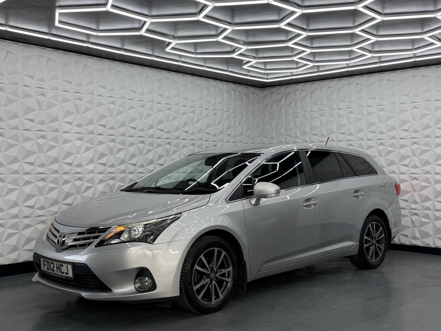 Used Toyota Avensis for sale - 78115420: Photo 4