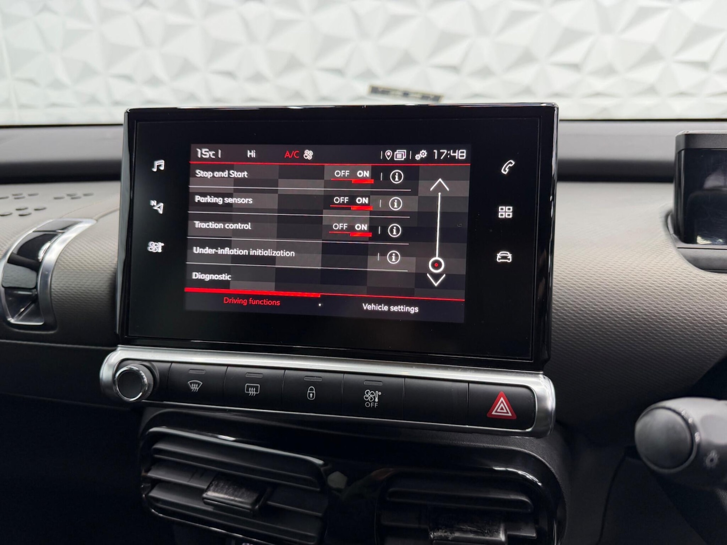 Used Citroen C4 Cactus for sale - 77793769: Photo 28