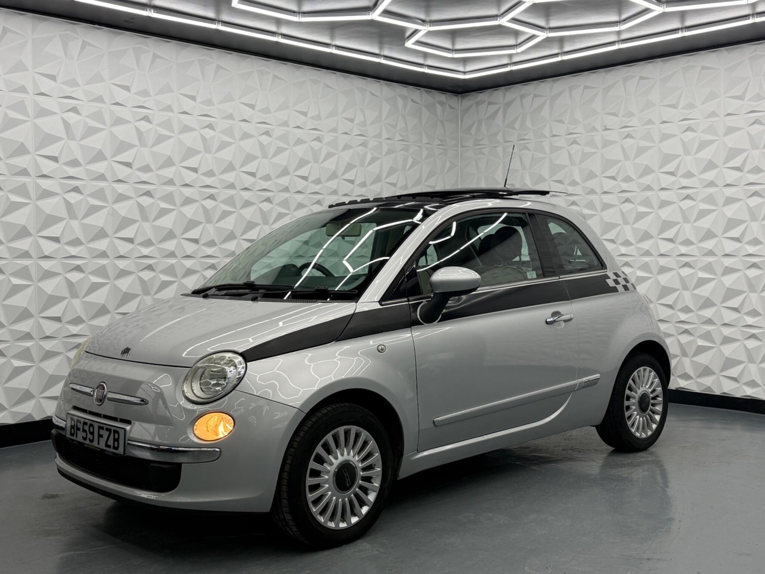 Used Fiat 500 2009 for sale - 77613824: Photo 5