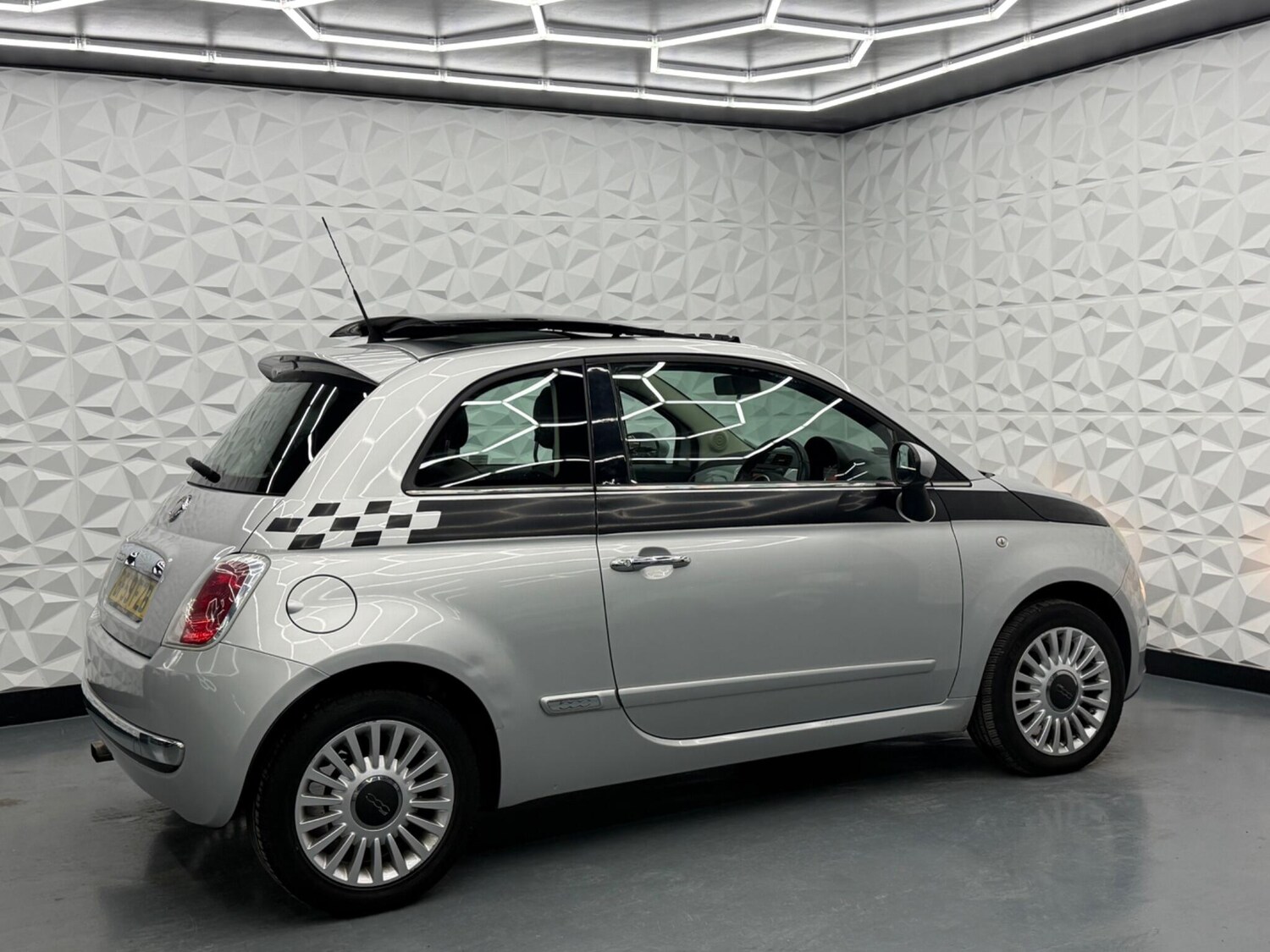 Used Fiat 500 2009 for sale - 77613824: Photo 9