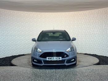 Used Ford Focus 2015 for sale - 78797076: Photo