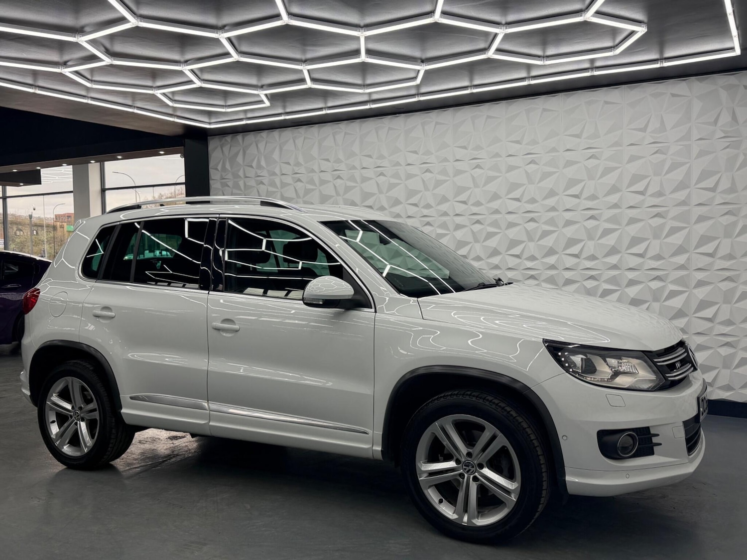 Used Volkswagen Tiguan 2016 for sale - 77853177: Photo 13