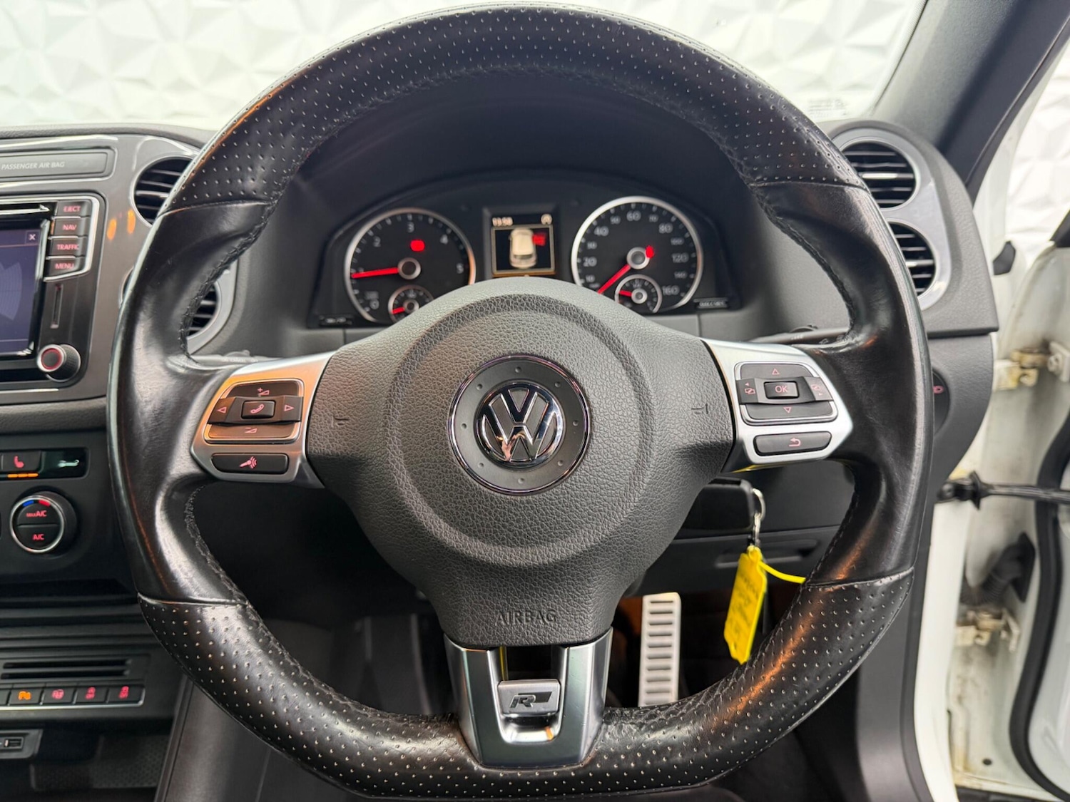 Used Volkswagen Tiguan 2016 for sale - 77853177: Photo 19